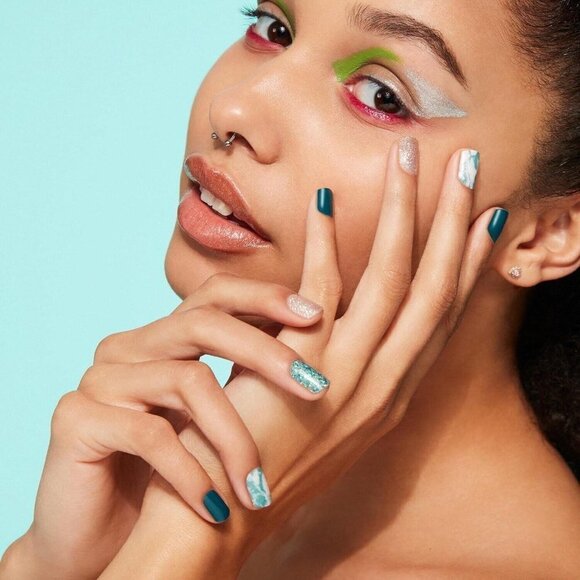 DASHING DIVA GLOSS Ultra Shine Gel Palette 32 Gel Nail Strips GS197 Ivy Opal - Picture 5 of 5